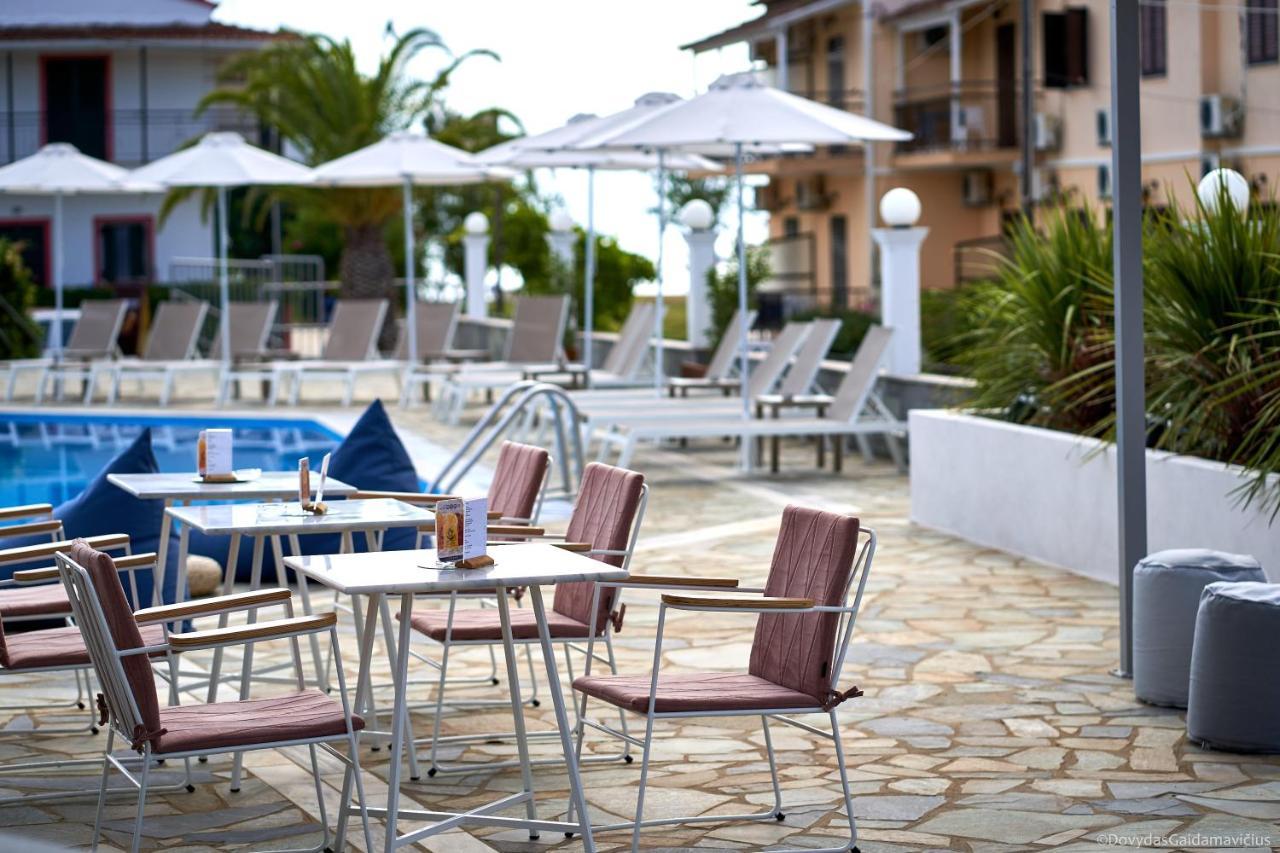 Seaside Studios Kavos Bagian luar foto