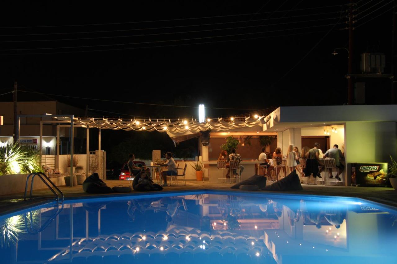 Seaside Studios Kavos Bagian luar foto
